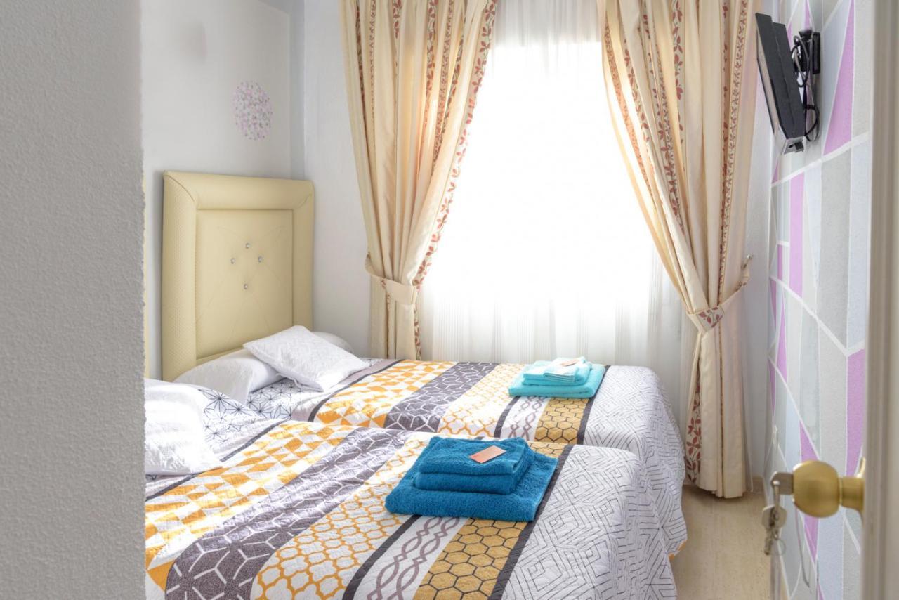 Gcprestige Apartment Estepona Bagian luar foto