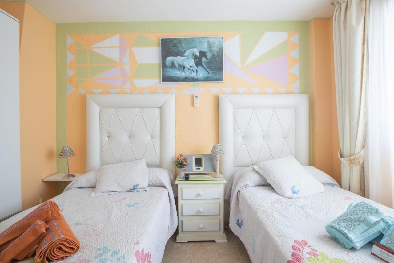 Gcprestige Apartment Estepona Bagian luar foto