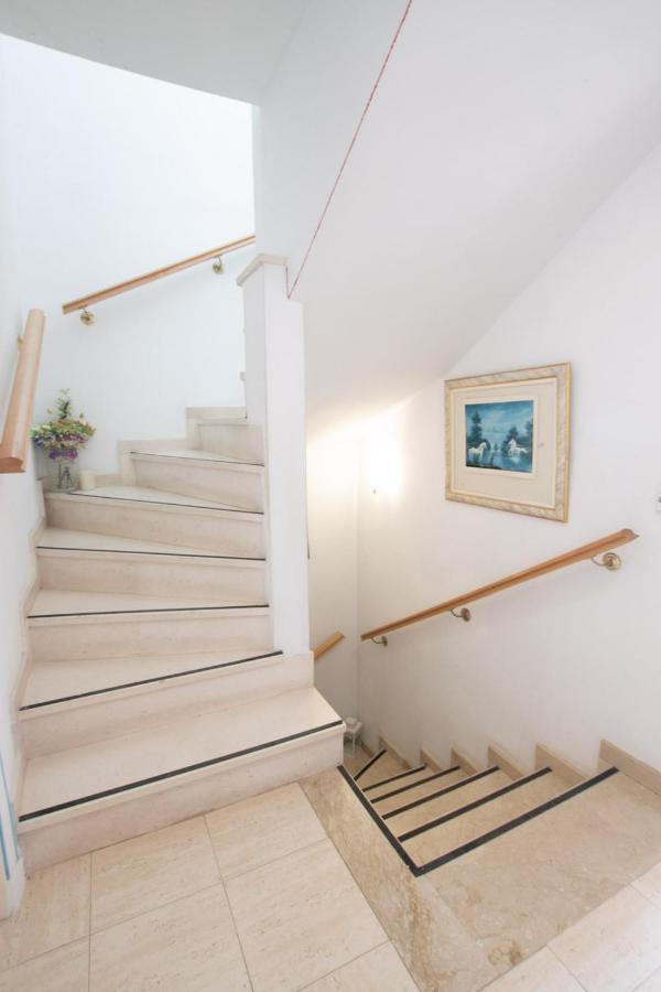 Gcprestige Apartment Estepona Bagian luar foto