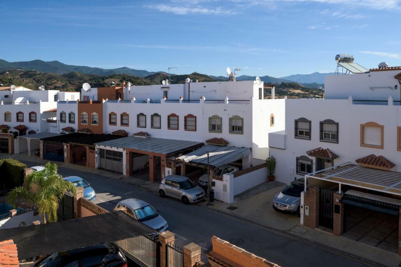 Gcprestige Apartment Estepona Bagian luar foto